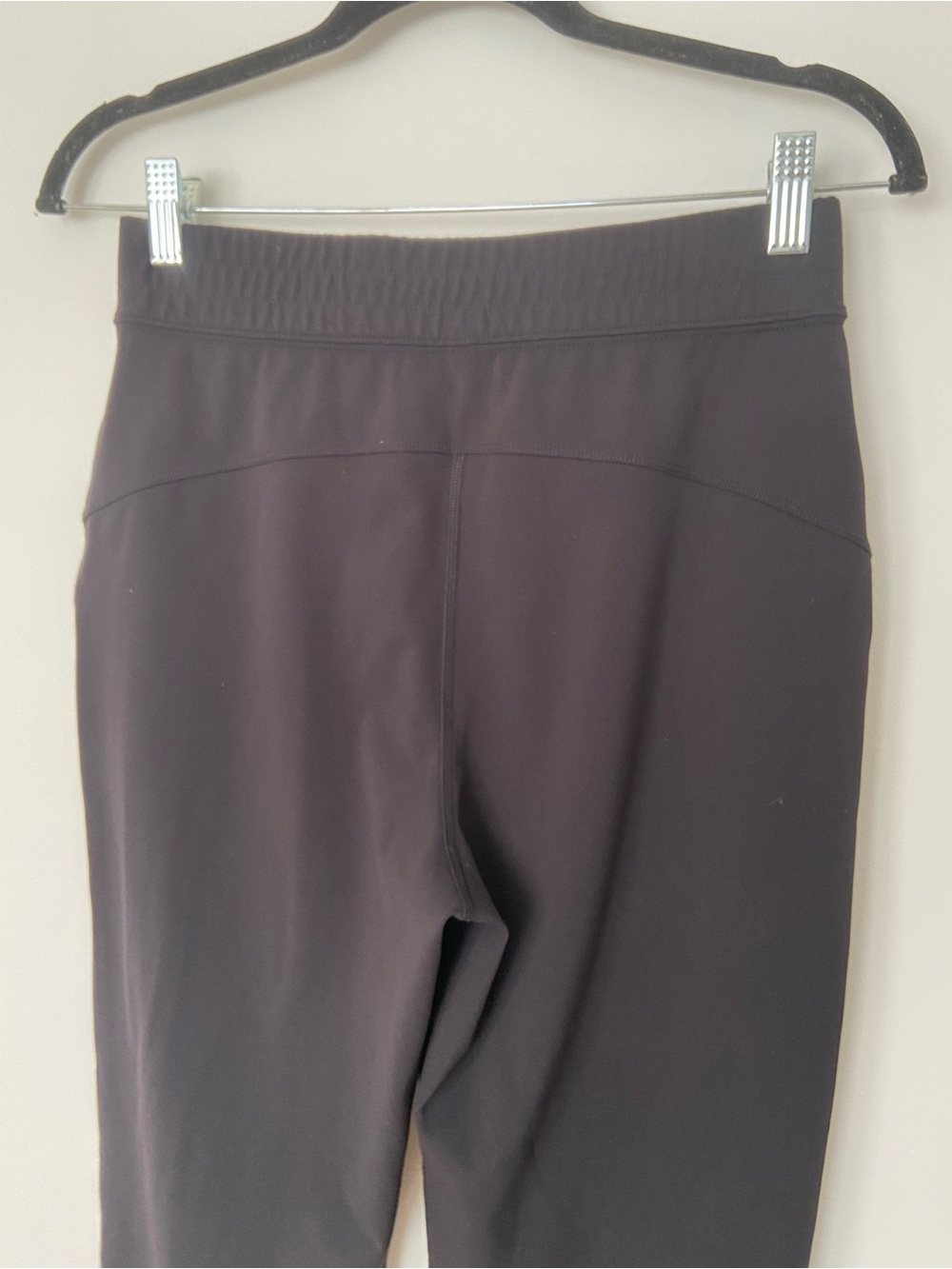 Aritzia The Group by Babaton Weekender Pant in Black size Small - Picture 8 of 9
